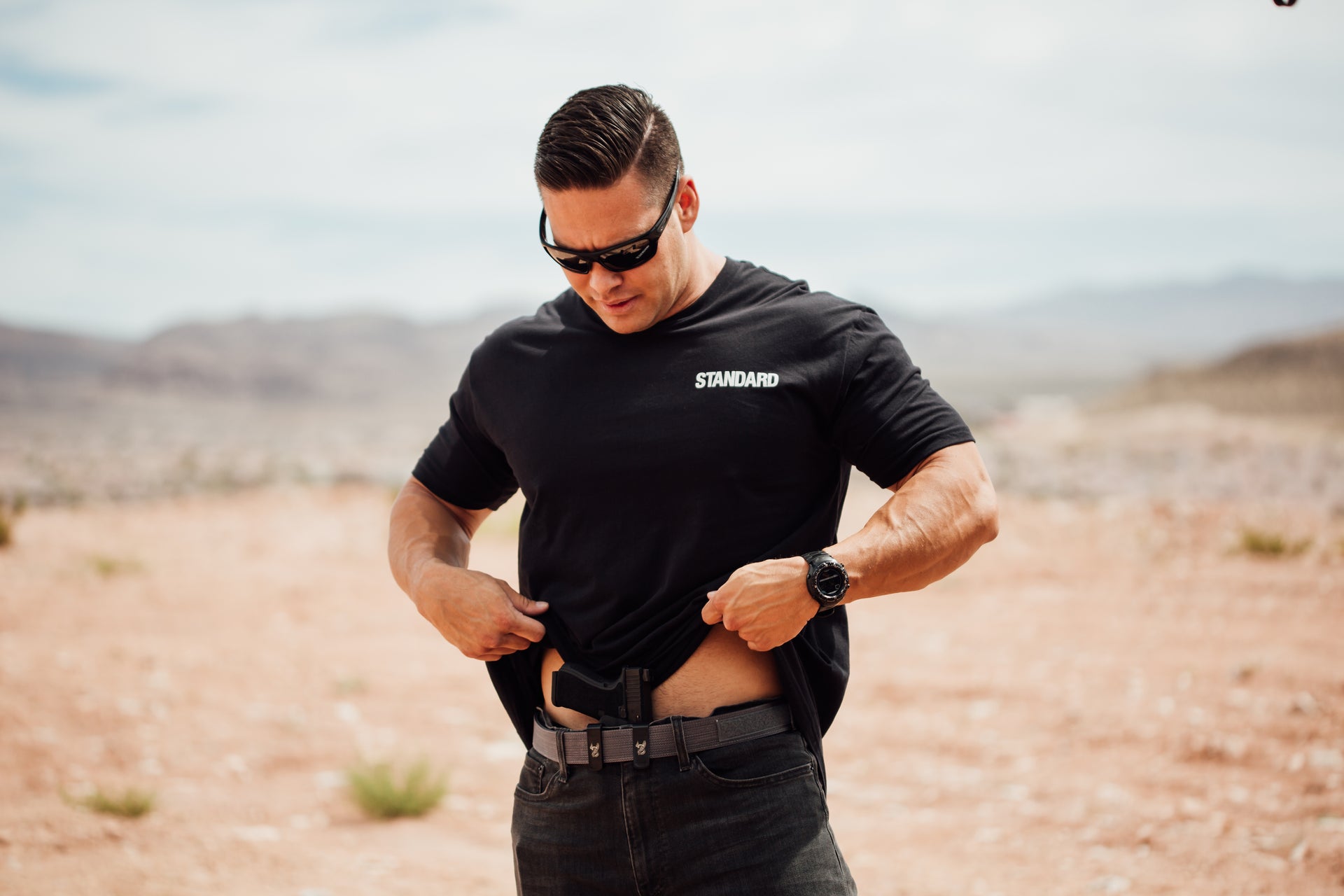 Standard Co USA Geronimo 2.0 in the waistband holster